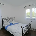 Villa Zare