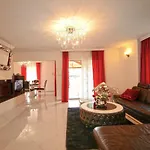 Zare Villa *