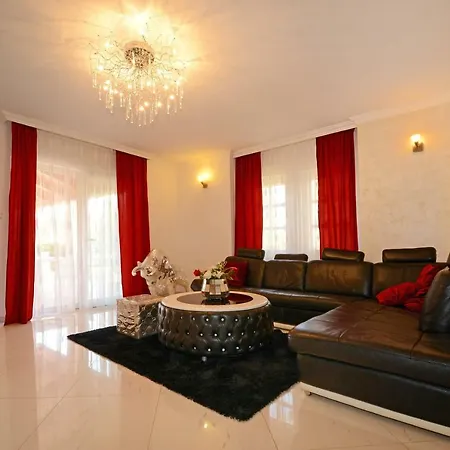 Villa Zare