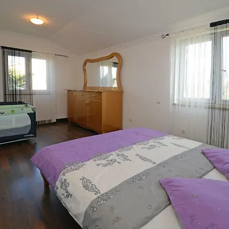 Zare Villa *
