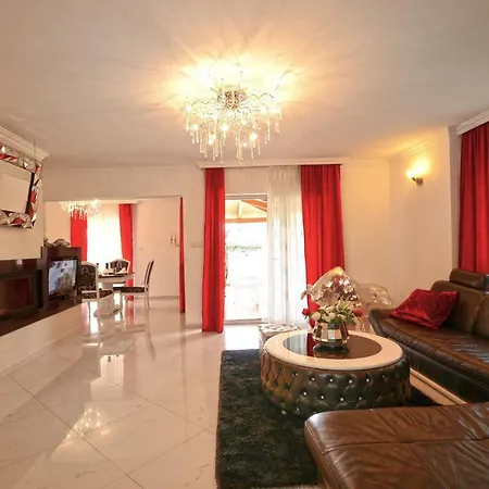 Zare Villa *