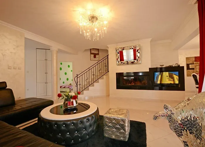 Zare Villa *